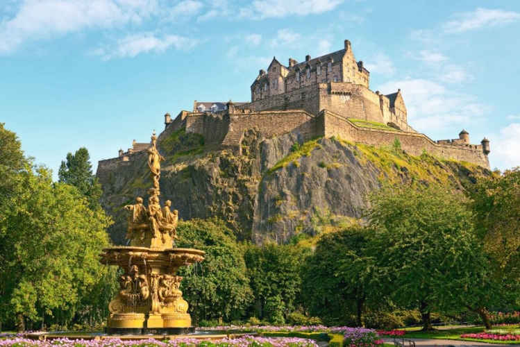 Was ist das Besondere an Edinburgh Castle?